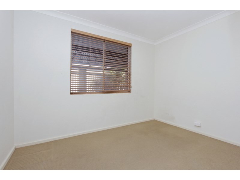 7 Dodds Place, Beechboro WA 6063