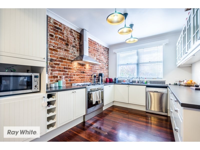 31 Bradley Street, Yokine WA 6060