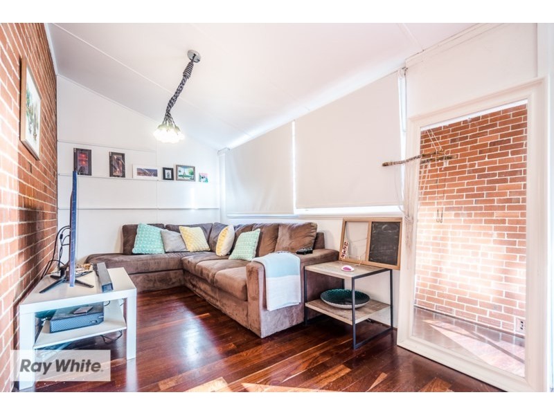 31 Bradley Street, Yokine WA 6060