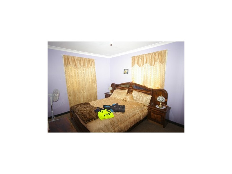 1 Barrows Way, Balga WA 6061