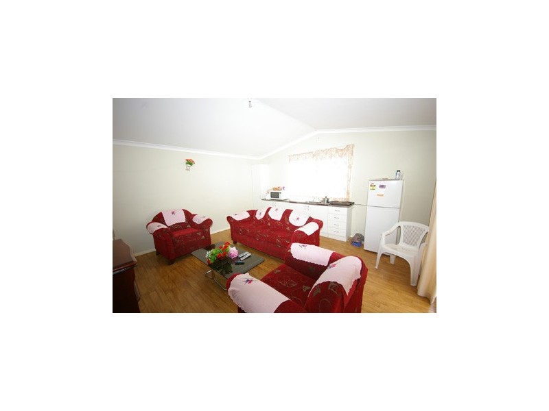 1 Barrows Way, Balga WA 6061