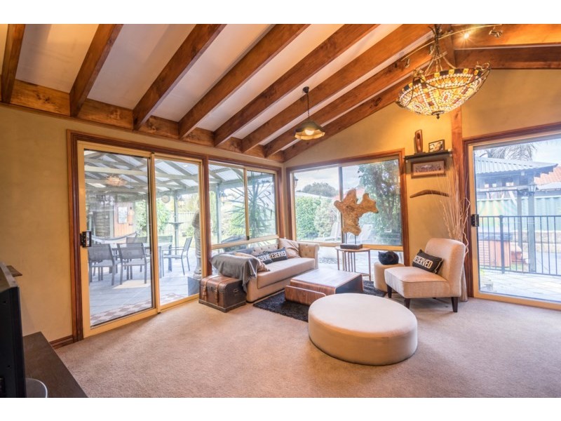 25 Beedelup Close, Ballajura WA 6066