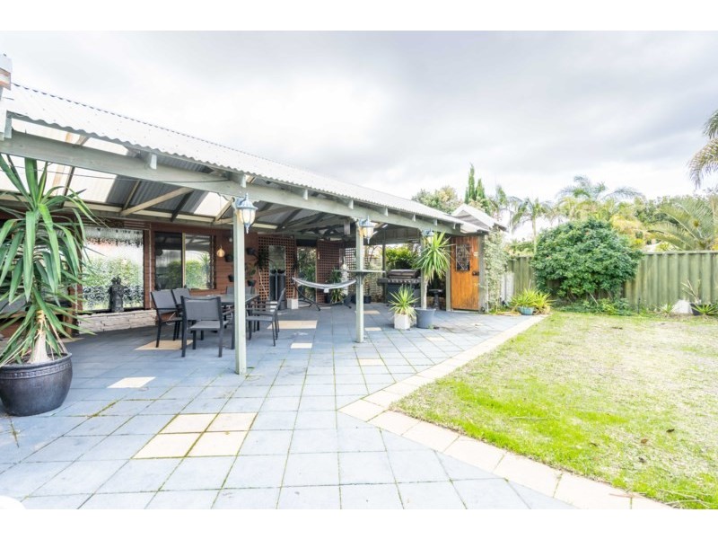 25 Beedelup Close, Ballajura WA 6066