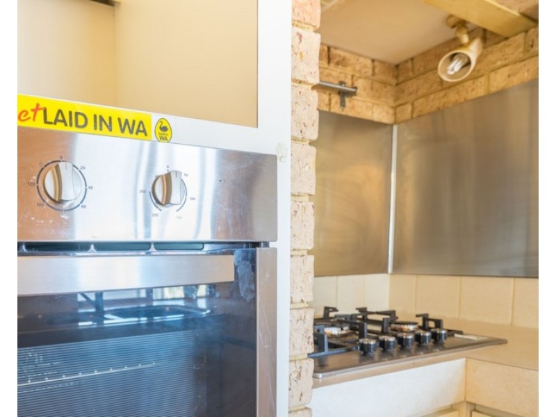 15 Daventry Drive, Alexander Heights WA 6064