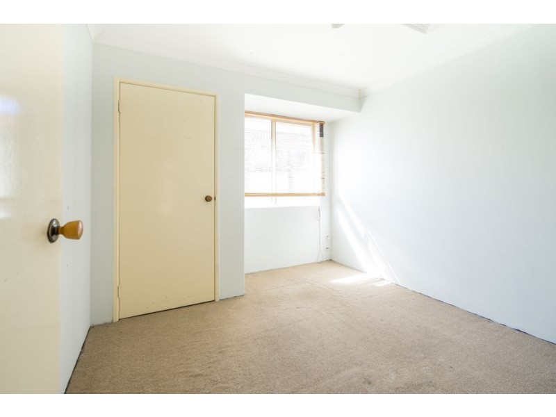 15 Daventry Drive, Alexander Heights WA 6064