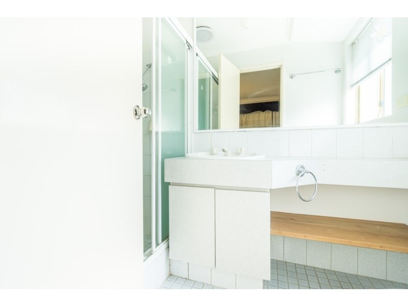 15 Daventry Drive, Alexander Heights WA 6064
