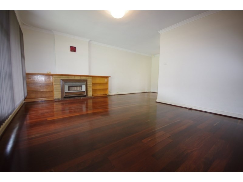 7 Balcombe Street, Westminster WA 6061