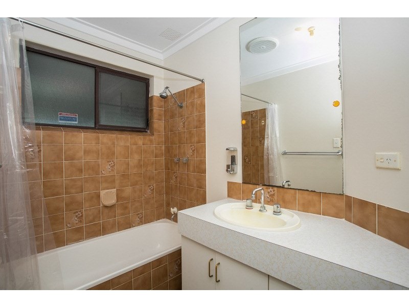 5 Carstairs Court, Beechboro WA 6063