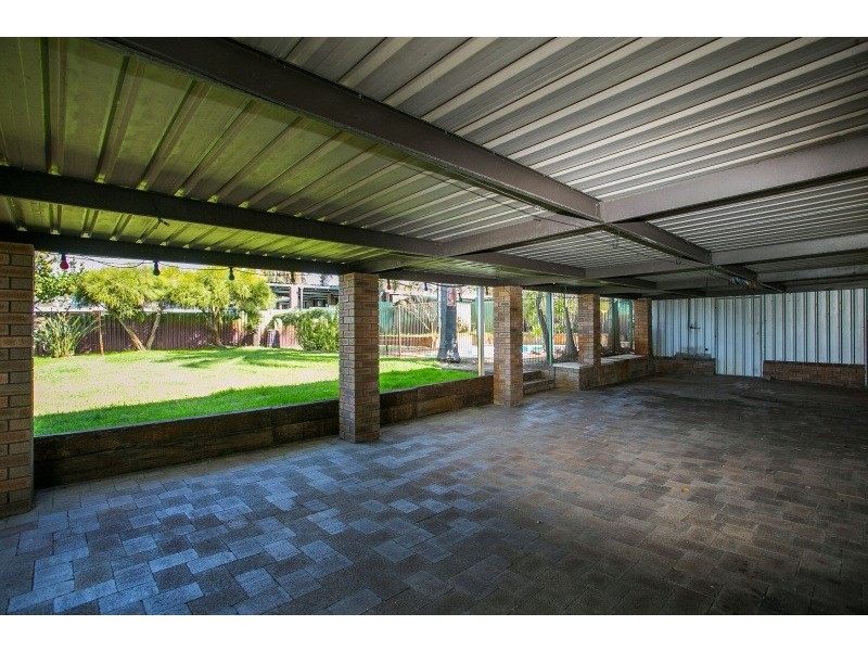 5 Carstairs Court, Beechboro WA 6063