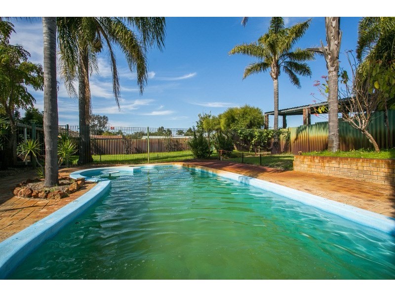 5 Carstairs Court, Beechboro WA 6063