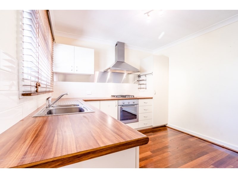 19b Golders Way, Girrawheen WA 6064