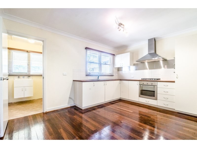 19b Golders Way, Girrawheen WA 6064