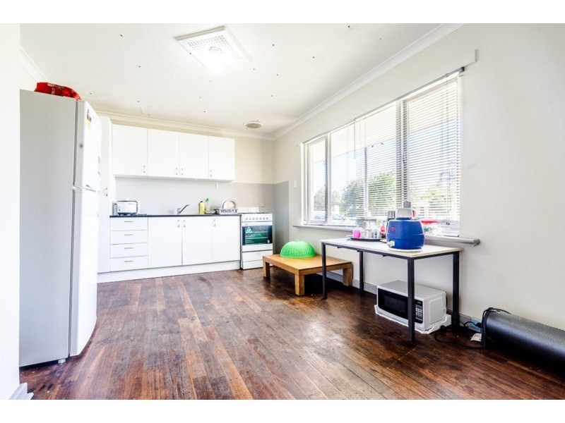 46 Amberton Avenue, Girrawheen WA 6064