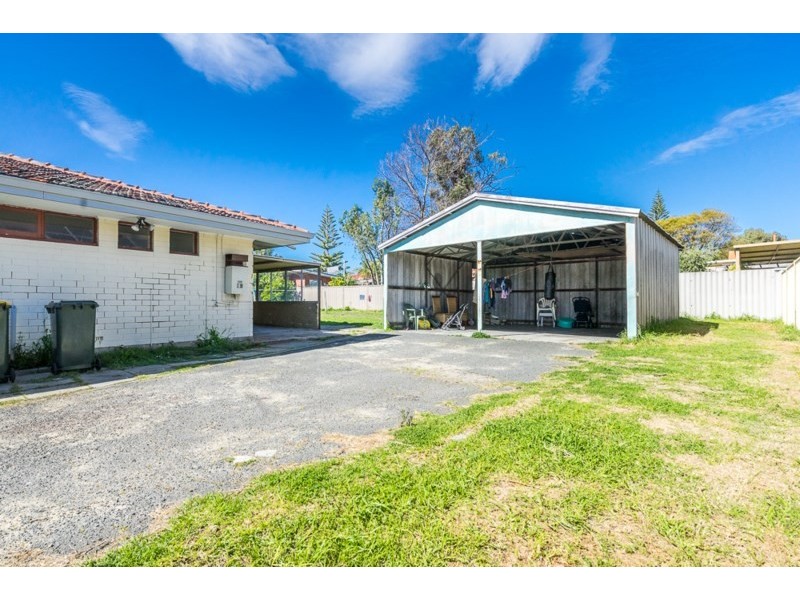 46 Amberton Avenue, Girrawheen WA 6064