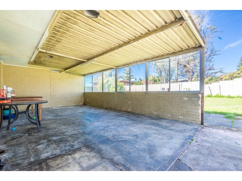 46 Amberton Avenue, Girrawheen WA 6064