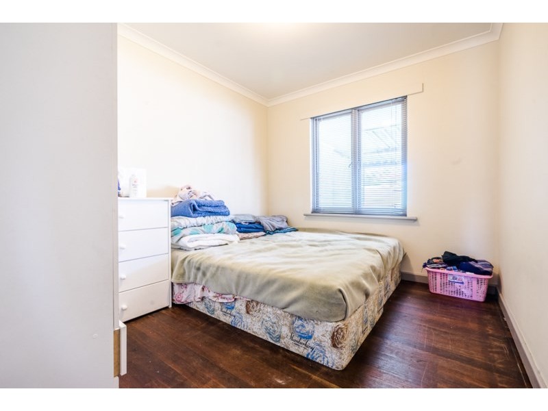 46 Amberton Avenue, Girrawheen WA 6064