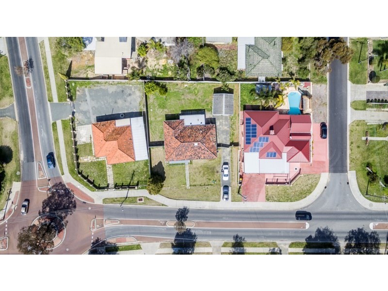 46 Amberton Avenue, Girrawheen WA 6064