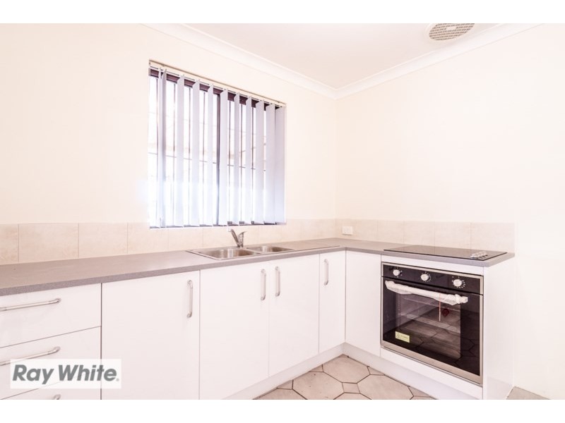 5 Lambourne Retreat, Mirrabooka WA 6061