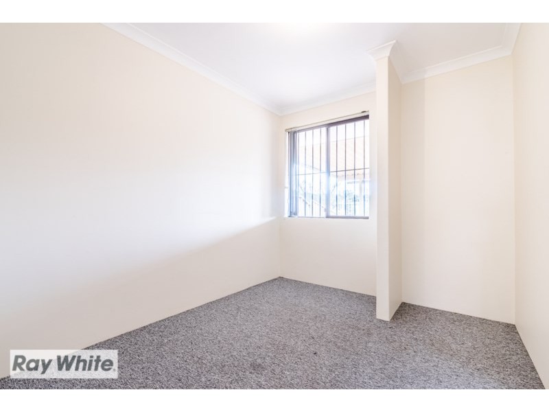 5 Lambourne Retreat, Mirrabooka WA 6061