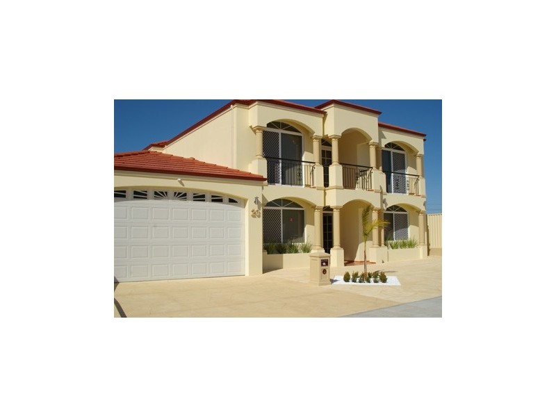 23 Hardcastle Avenue, Landsdale WA 6065