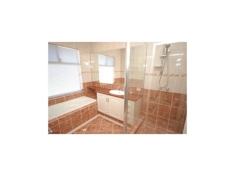 23 Hardcastle Avenue, Landsdale WA 6065