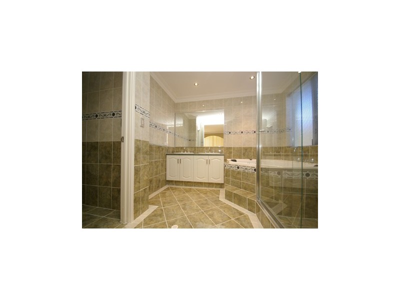 23 Hardcastle Avenue, Landsdale WA 6065