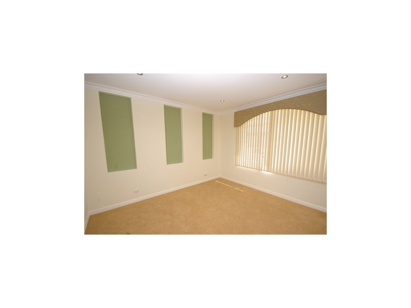 23 Hardcastle Avenue, Landsdale WA 6065