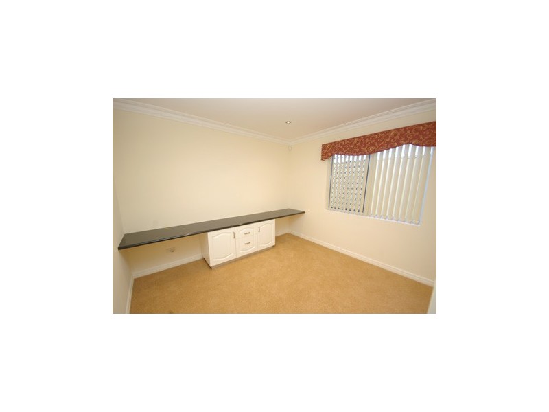 23 Hardcastle Avenue, Landsdale WA 6065