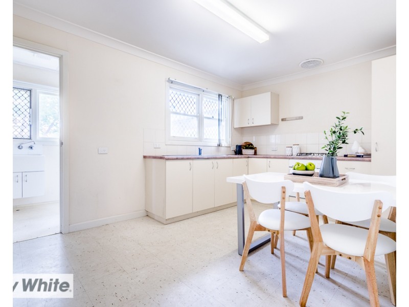 1A Connell Way, Girrawheen WA 6064