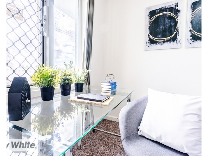 1A Connell Way, Girrawheen WA 6064