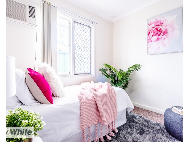 1A Connell Way, Girrawheen WA 6064