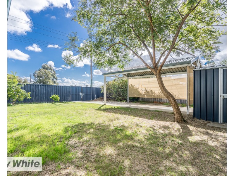 1A Connell Way, Girrawheen WA 6064