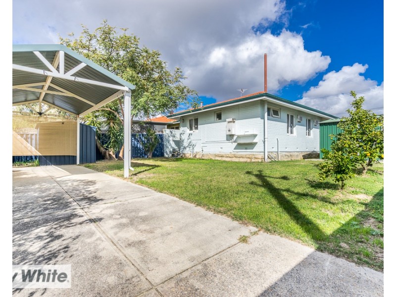 1A Connell Way, Girrawheen WA 6064