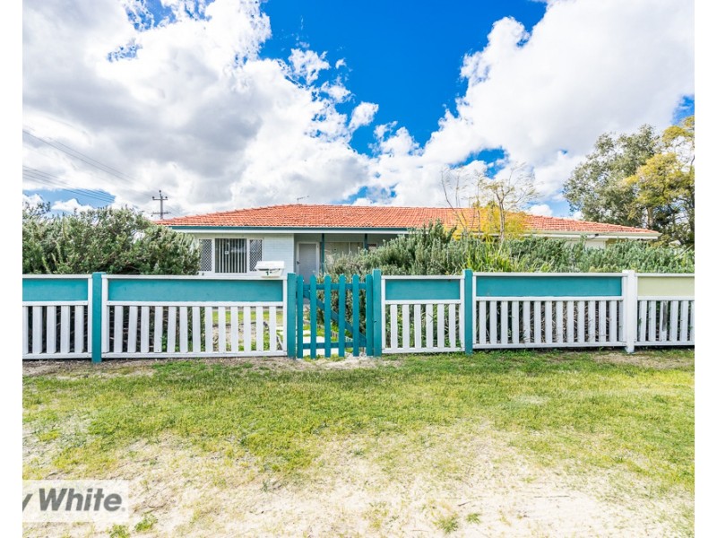 1A Connell Way, Girrawheen WA 6064