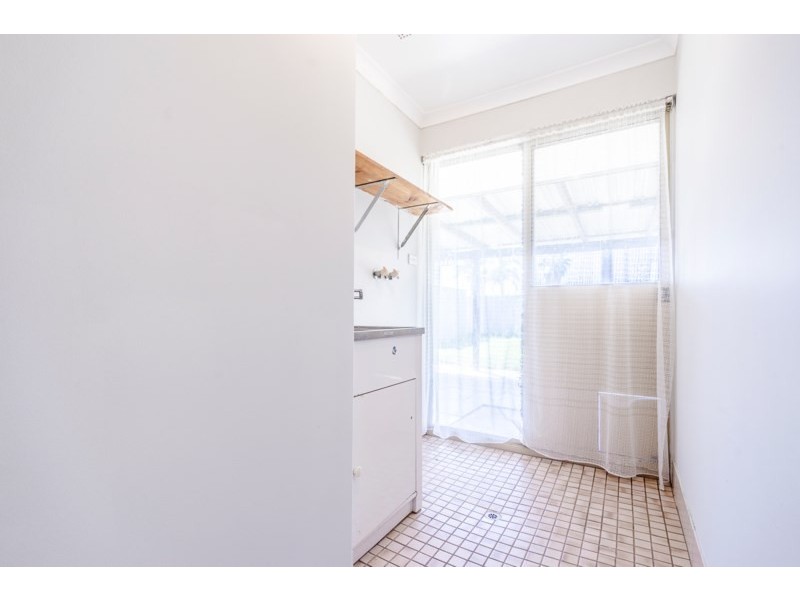 27 Liquidambar Heights, Mirrabooka WA 6061