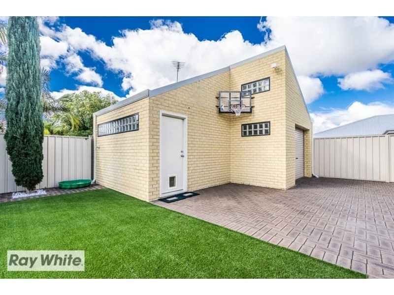 8 Rabaul Lane, Dianella WA 6059