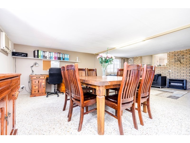 83 Hillcrest Road, Alexander Heights WA 6064