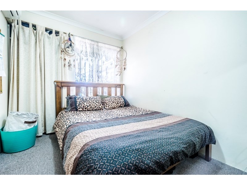 83 Hillcrest Road, Alexander Heights WA 6064