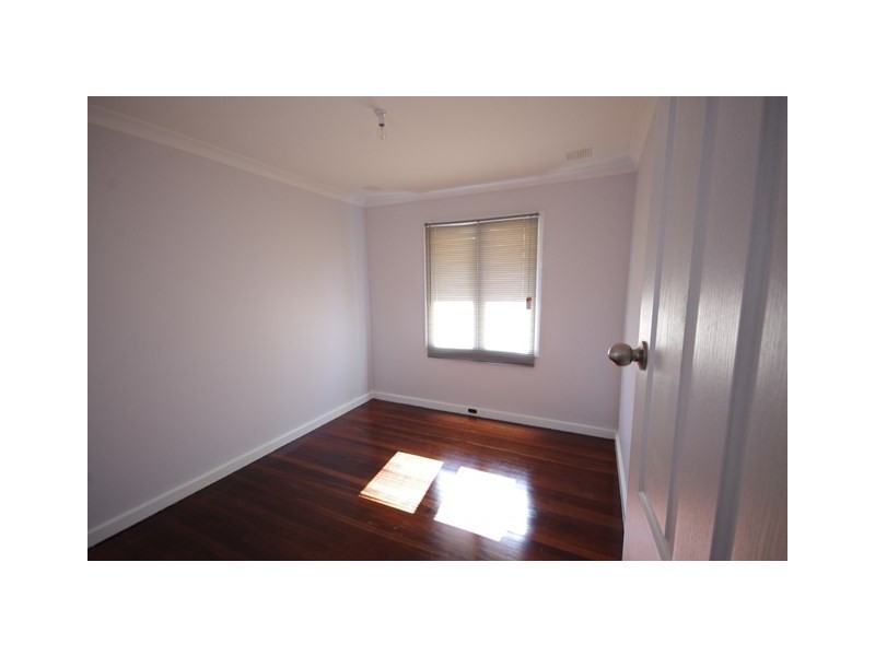 39 Burnham Way, Girrawheen WA 6064