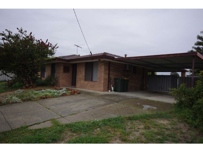 4 Columbia Way, Beechboro WA 6063