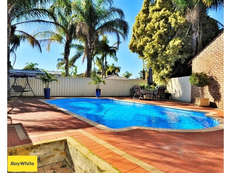 11 Swallow Court, Ballajura WA 6066