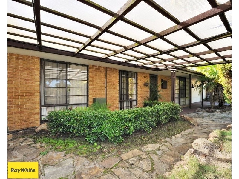 11 Swallow Court, Ballajura WA 6066