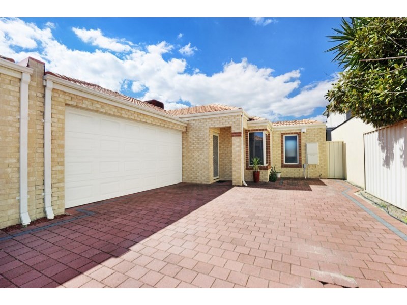 5D Oakney Avenue, Nollamara WA 6061