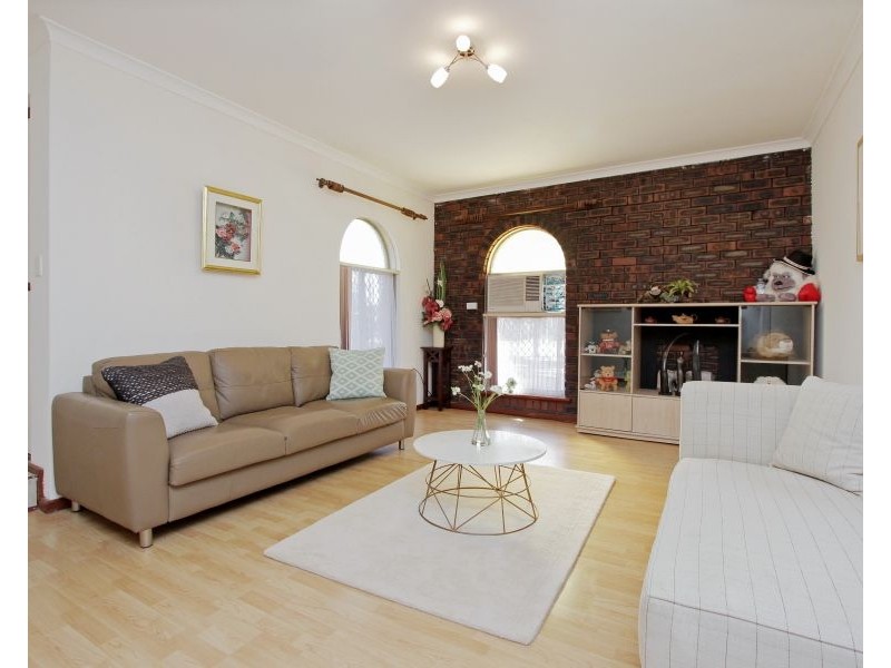 4 Camfield Place, Beechboro WA 6063