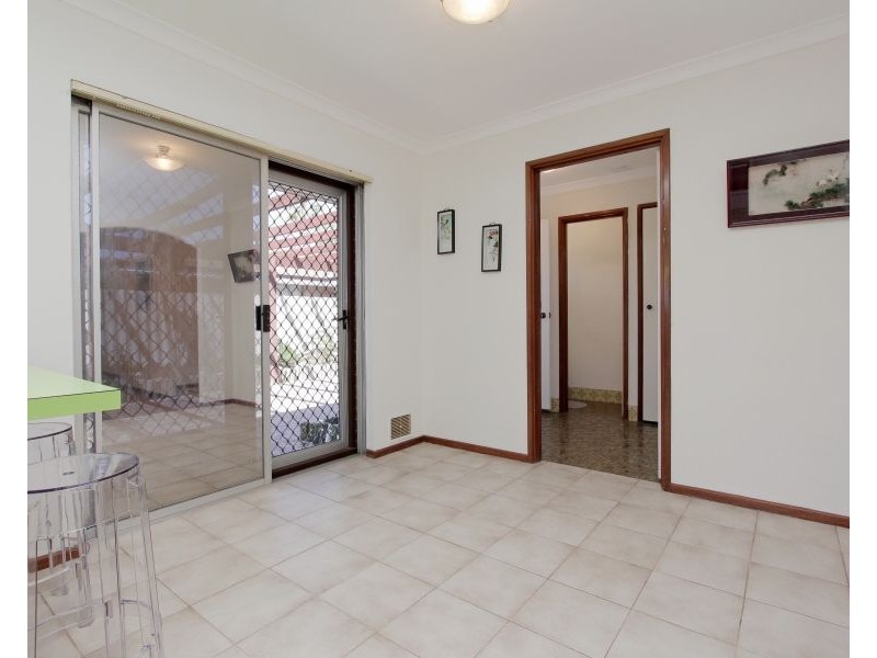 4 Camfield Place, Beechboro WA 6063