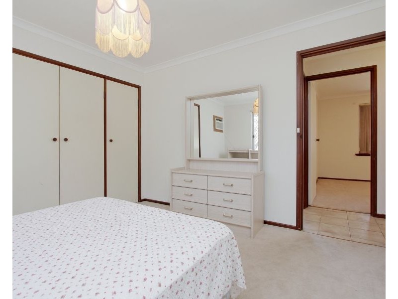 4 Camfield Place, Beechboro WA 6063