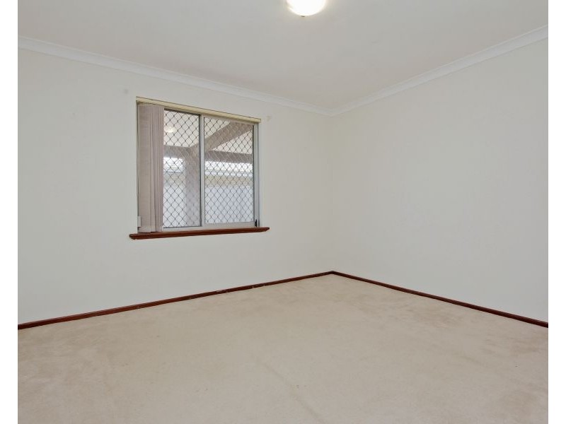 4 Camfield Place, Beechboro WA 6063