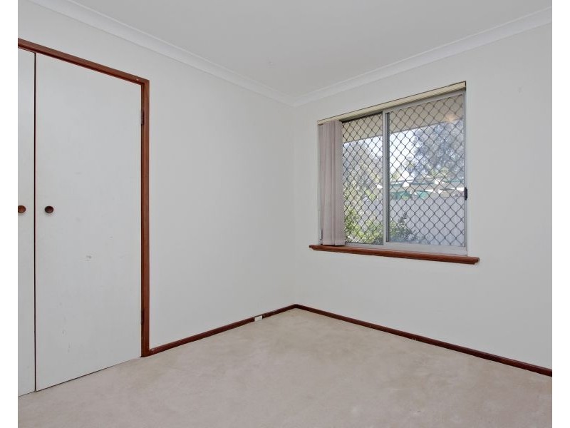 4 Camfield Place, Beechboro WA 6063