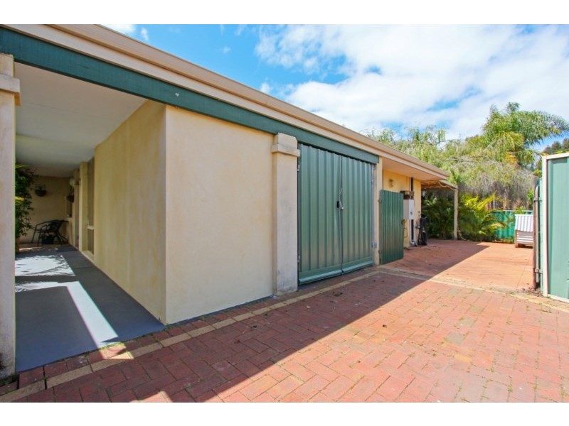 11 Irrawaddy Place, Beechboro WA 6063