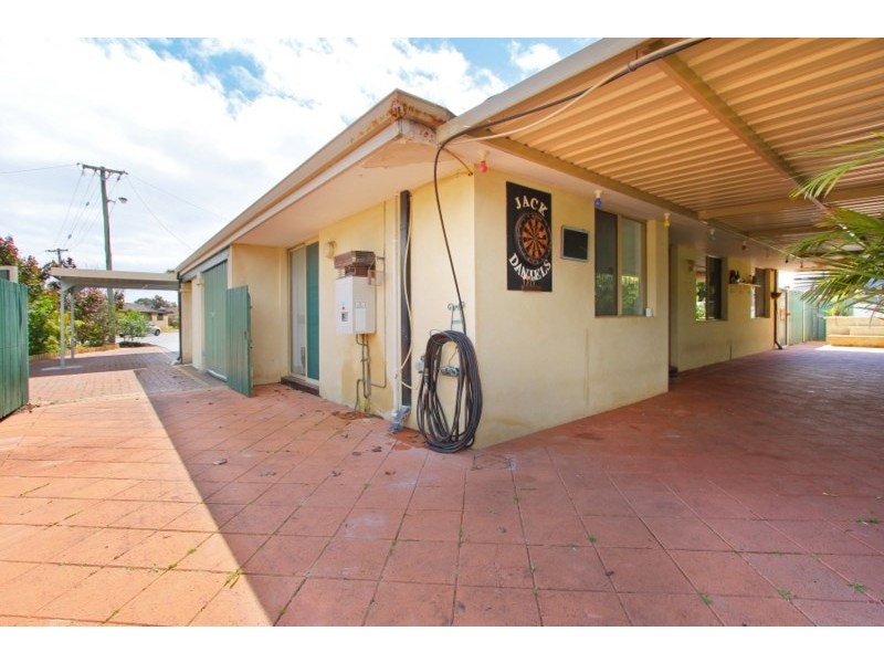 11 Irrawaddy Place, Beechboro WA 6063